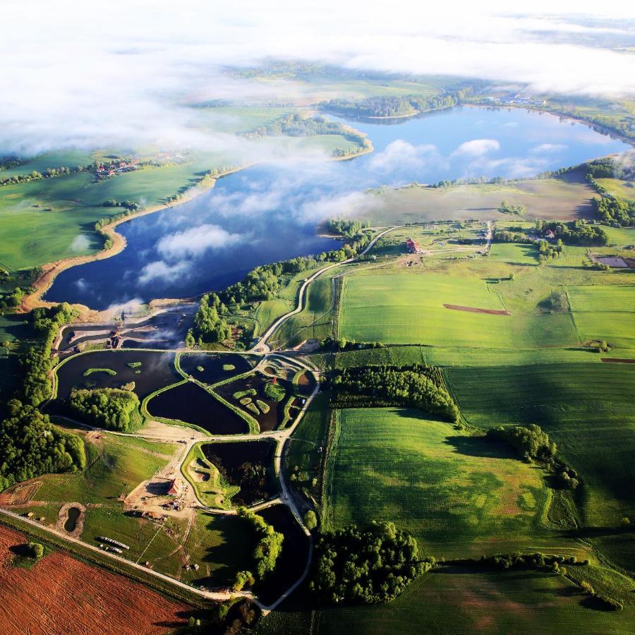 Mila Przystan Villa Ksiaznik Exteriör bild