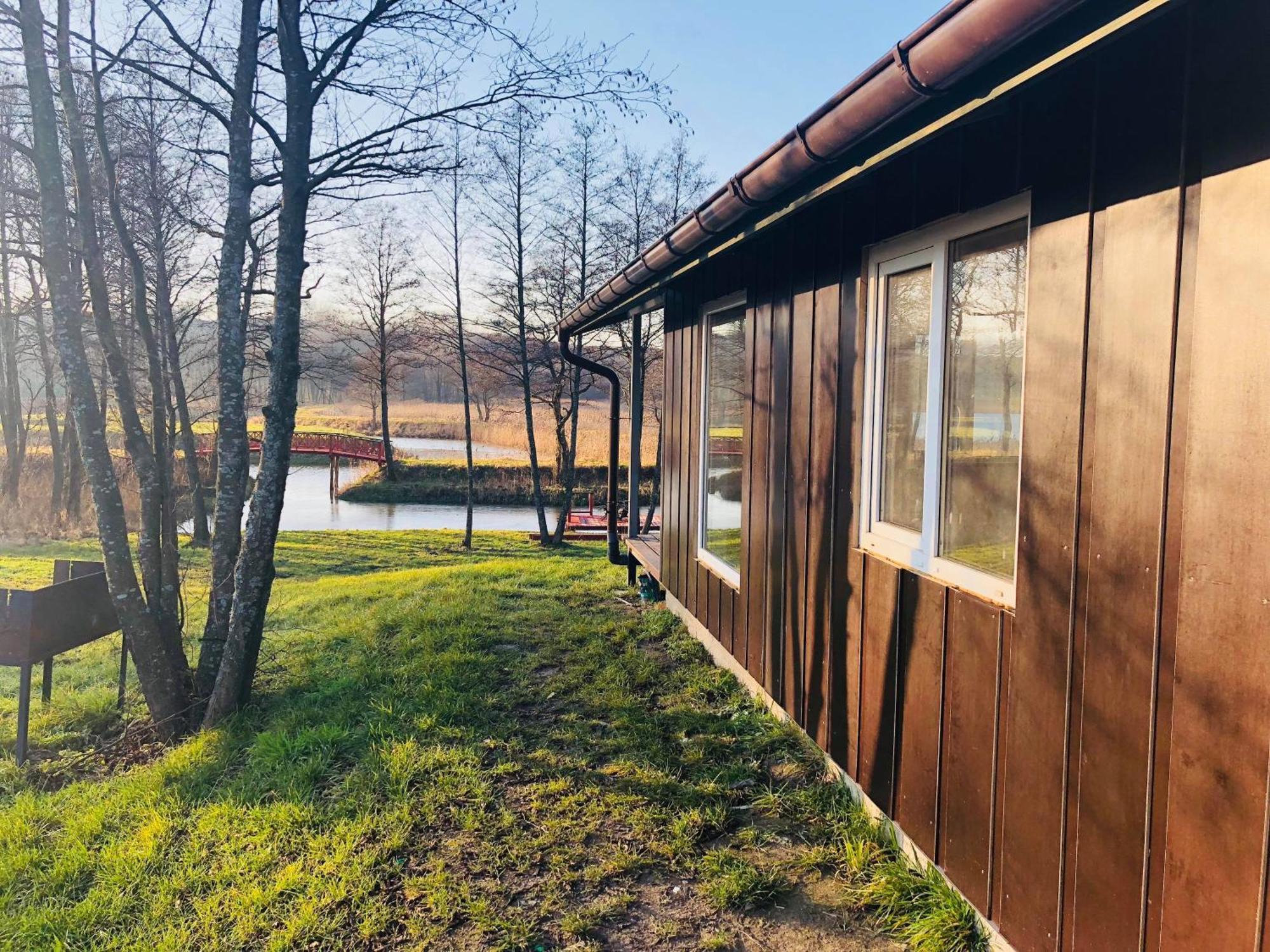 Mila Przystan Villa Ksiaznik Exteriör bild